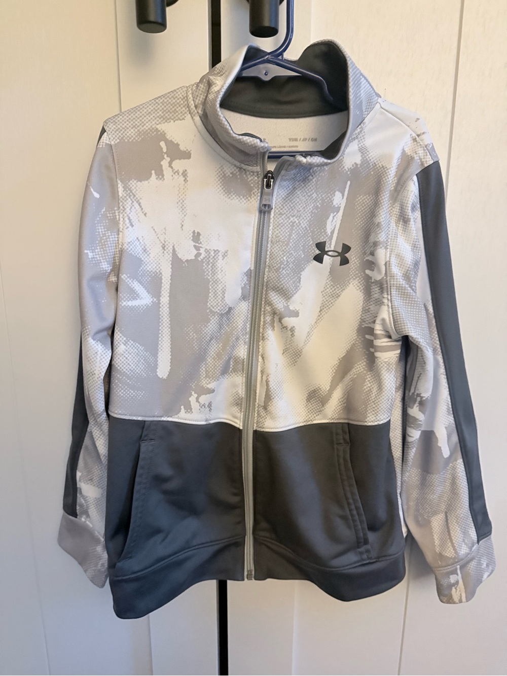 Under Armour boys zip up, youth size 8